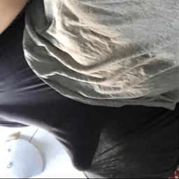 Profil de Khalifa, 26 ans, Club gay à Bottens