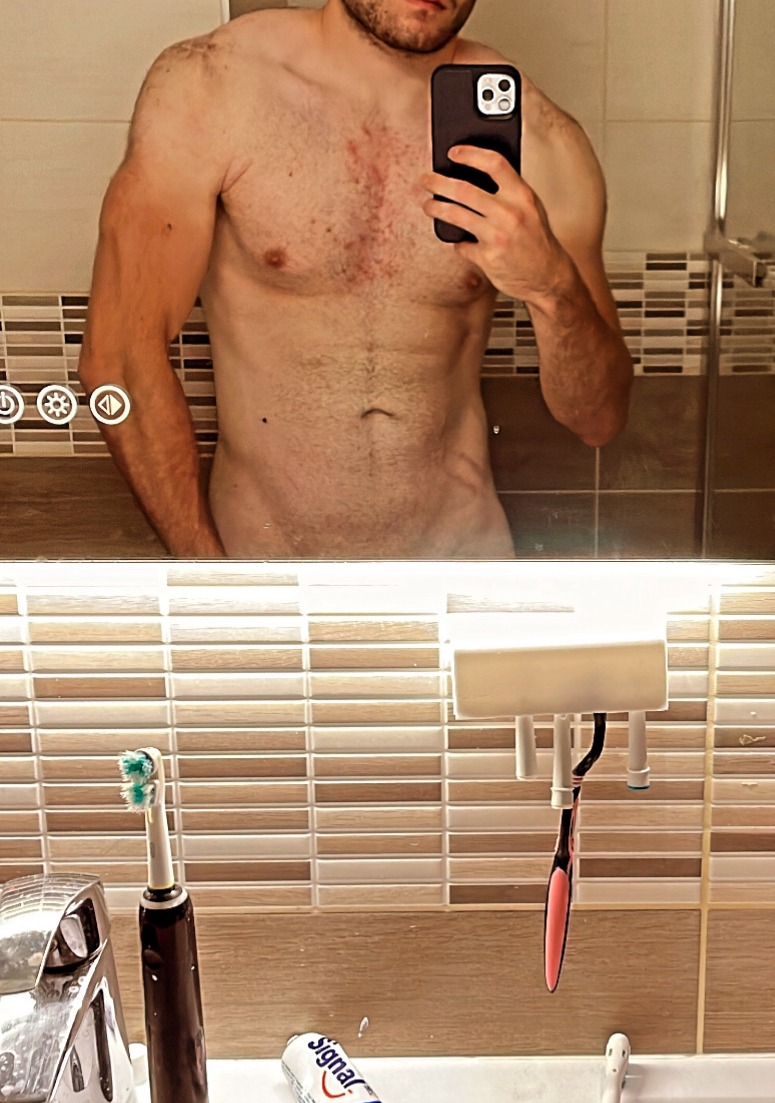 Profil de Souhayb, 25 ans, Club gay à Saillon