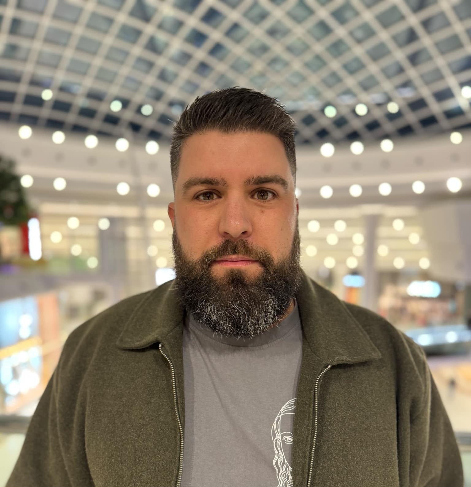 Profil de Anojan, 33 ans, Club gay à Mörel