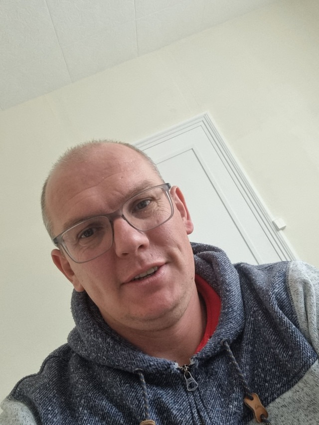 Profil de Sheun, 42 ans, Club gay à Weesen