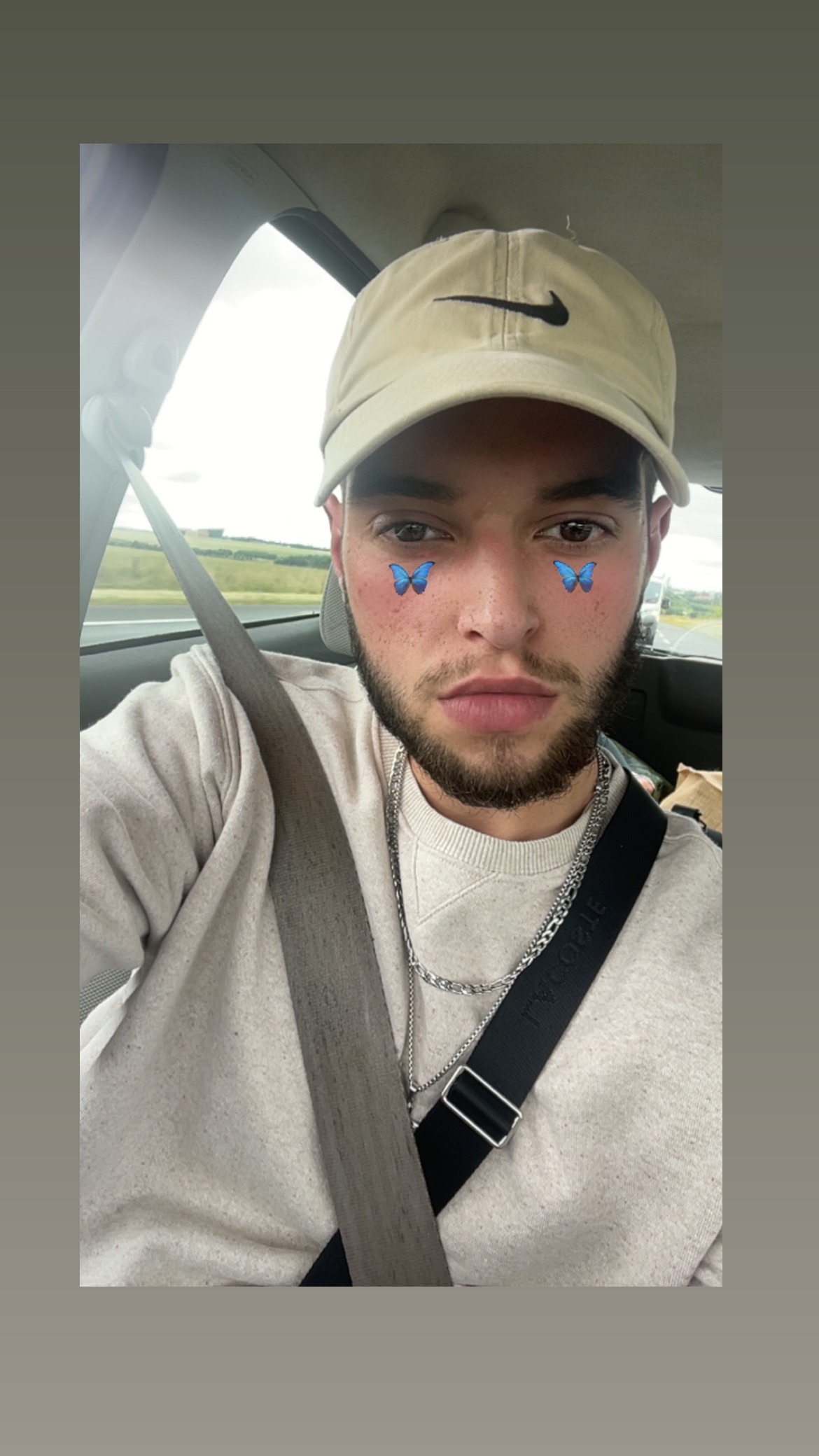 Profil de Rachide, 22 ans, Club gay à Valbella