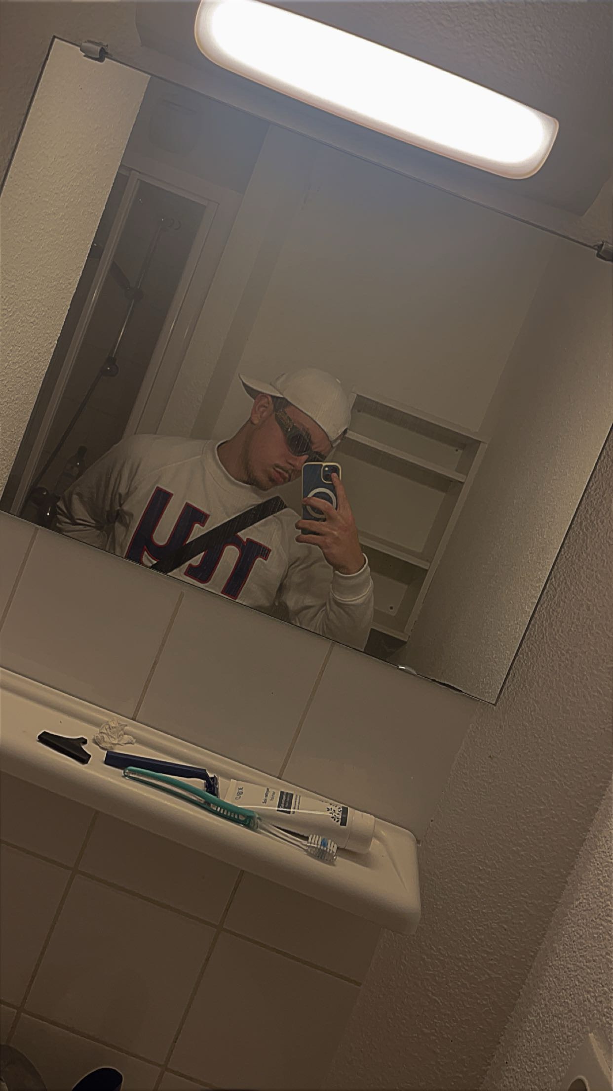 Profil de Sorin, 20 ans, Club gay à Lü
