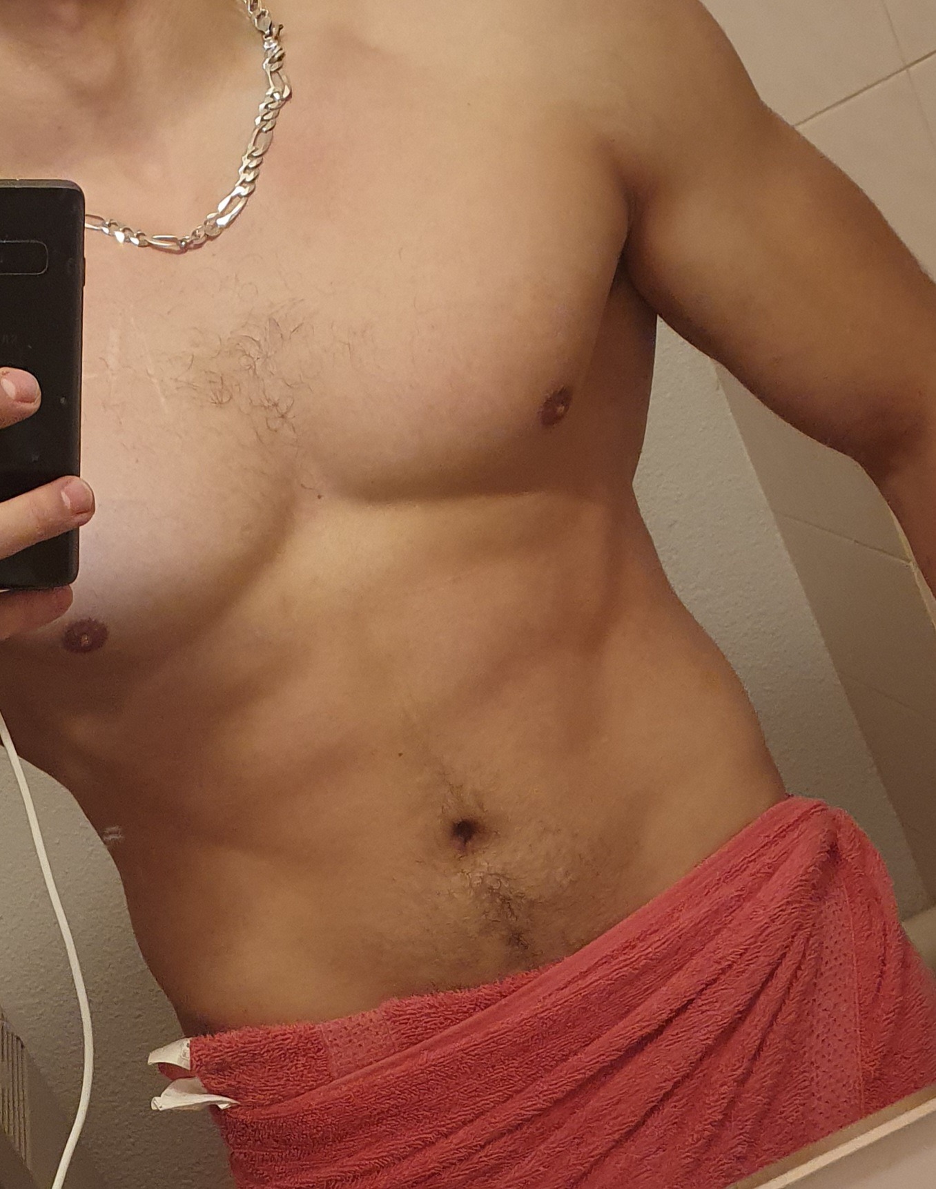 Profil de Yanko, 27 ans, Club gay à Longirod