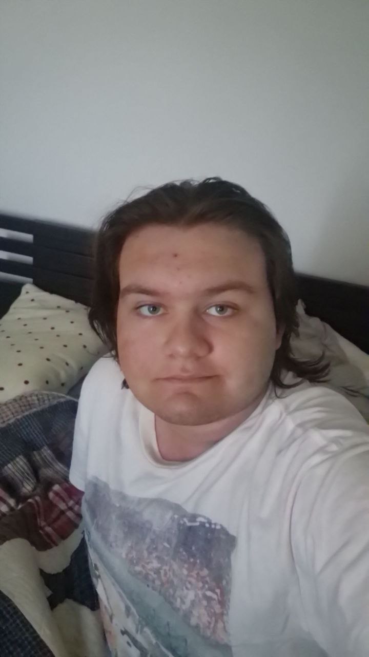 Profil de Bala, 19 ans, Club gay à Grancy
