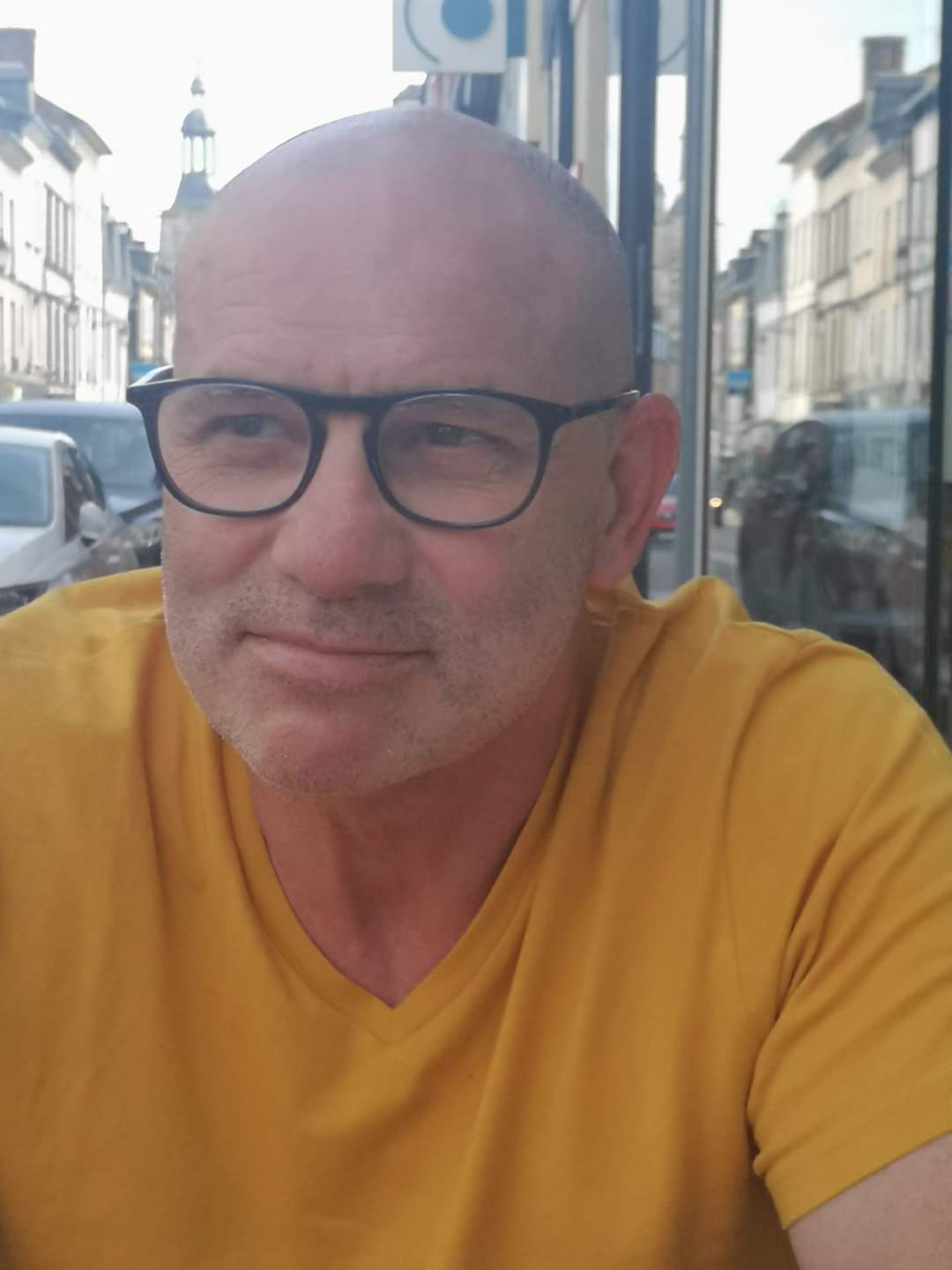 Profil de Micheal, 55 ans, Club gay à Fajauna