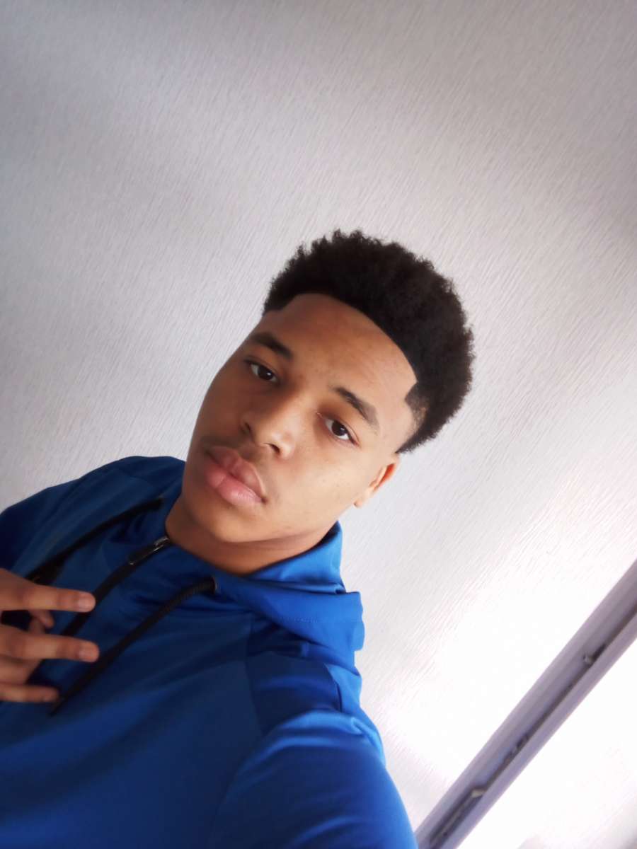 Profil de Dominique, 20 ans, Club gay à Castaneda