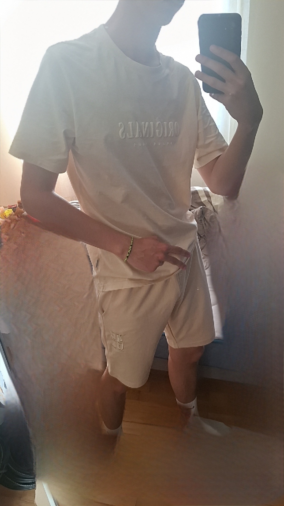 Profil de Nassir, 19 ans, Club gay à Jenins