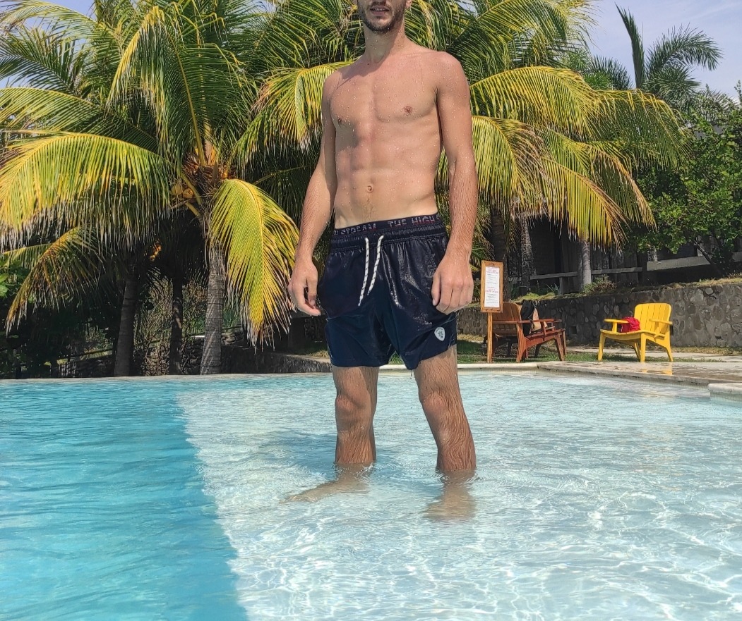 Profil de Alpha, 32 ans, Club gay à Remigen