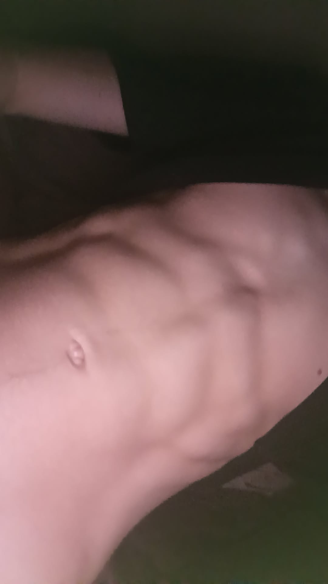 Profil de Ellyot, 21 ans, Club gay à Gurzelen