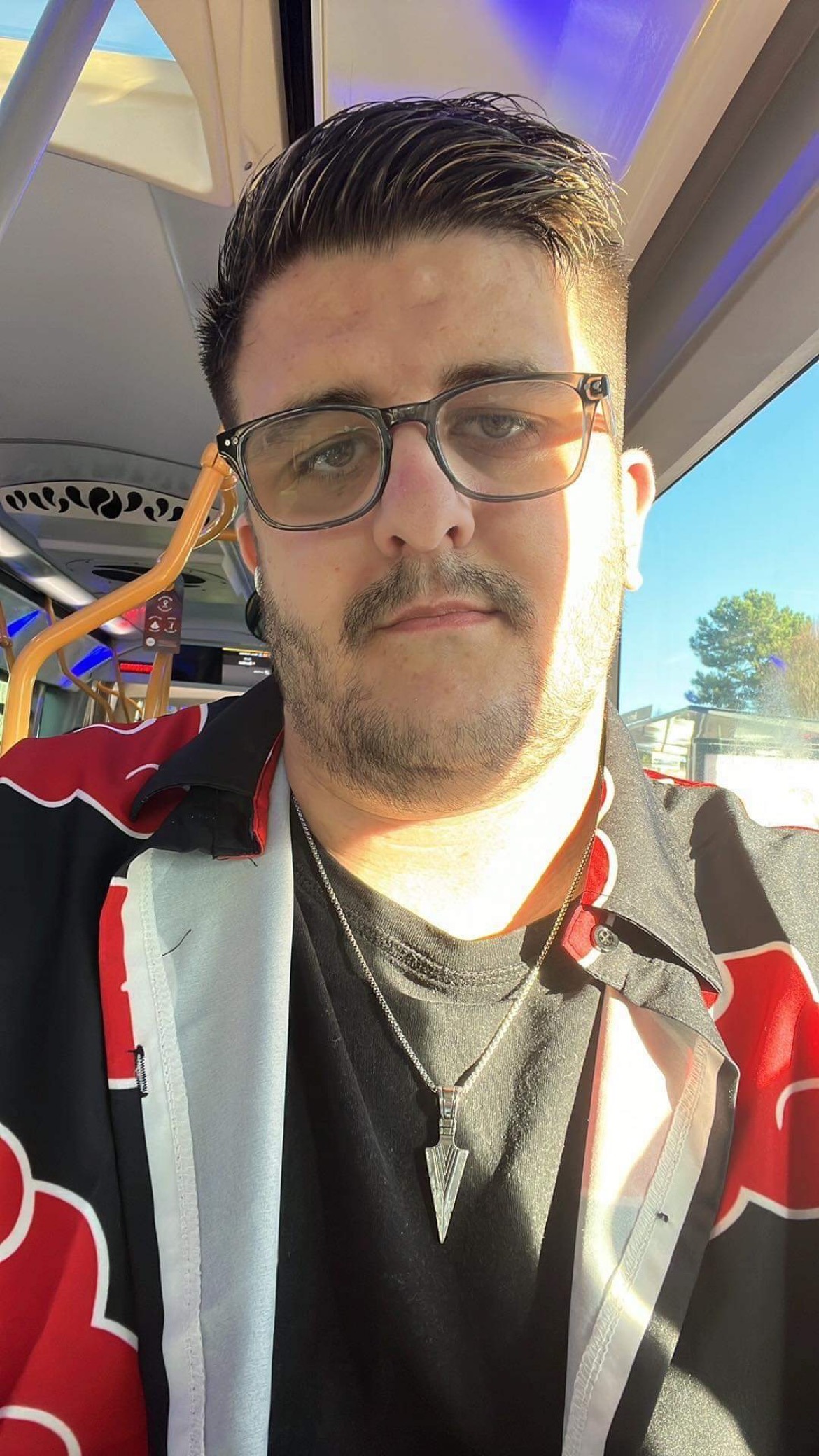 Profil de Eduard, 31 ans, Club gay à Realp