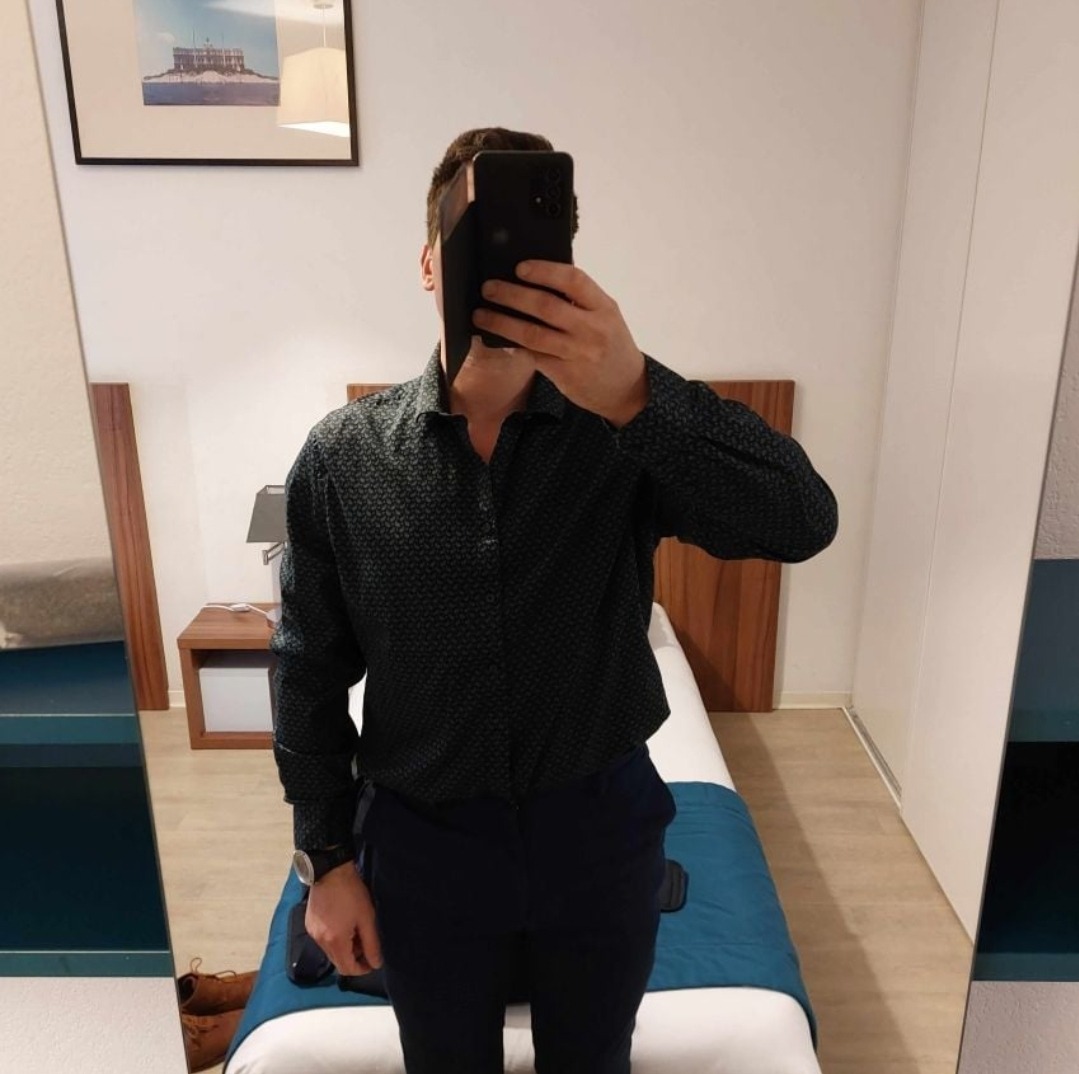 Profil de Djilian, 41 ans, Club gay à Yens