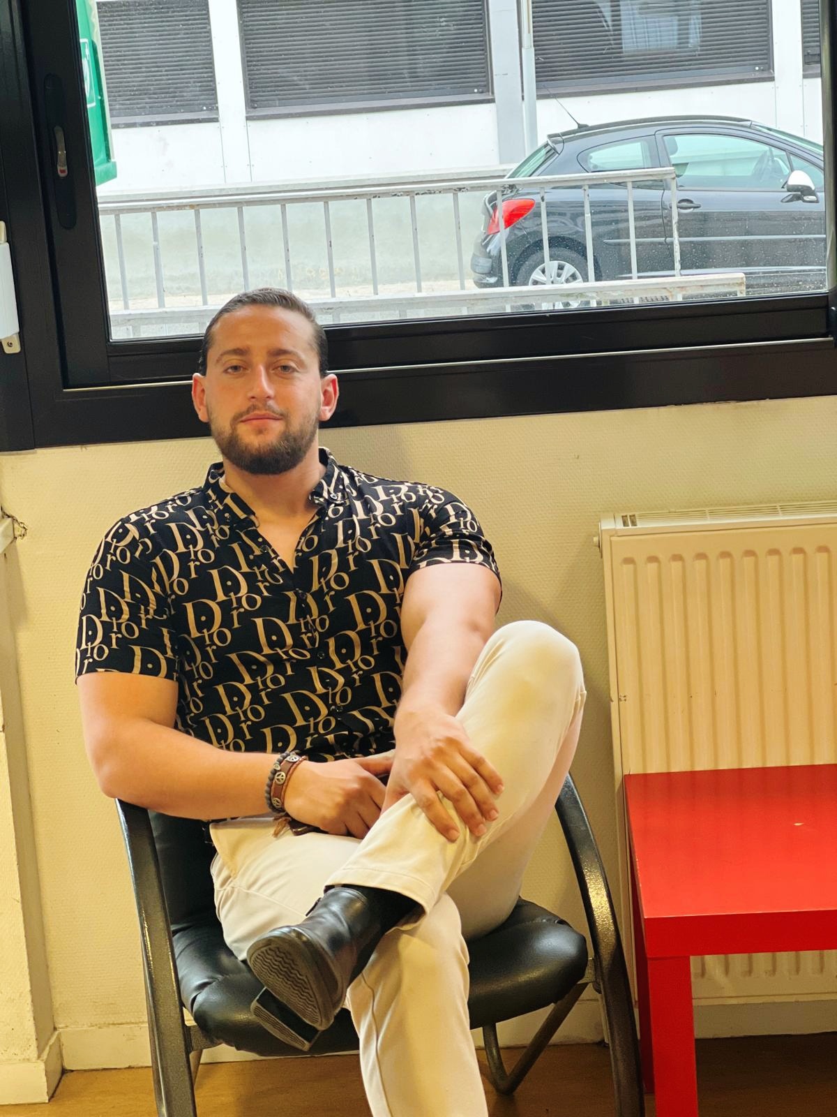 Profil de Dioncounda, 28 ans, Club gay à Hellsau