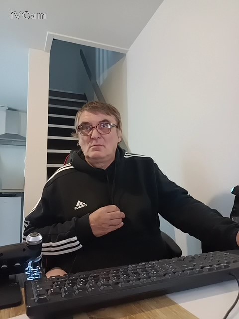 Profil de Djoey, 54 ans, Club gay à Pailly