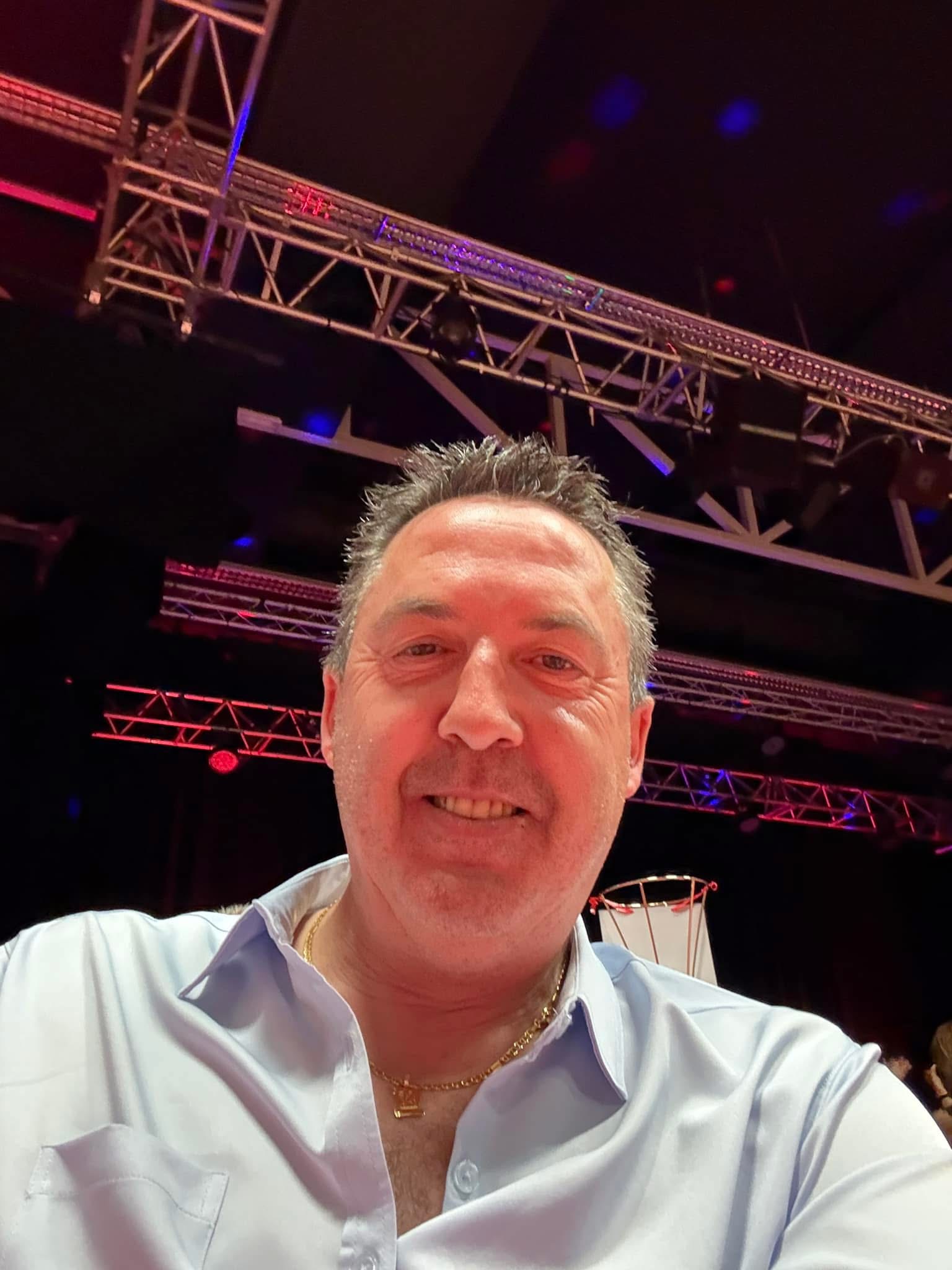 Profil de Joël, 48 ans, Club gay à Mumpé Medel