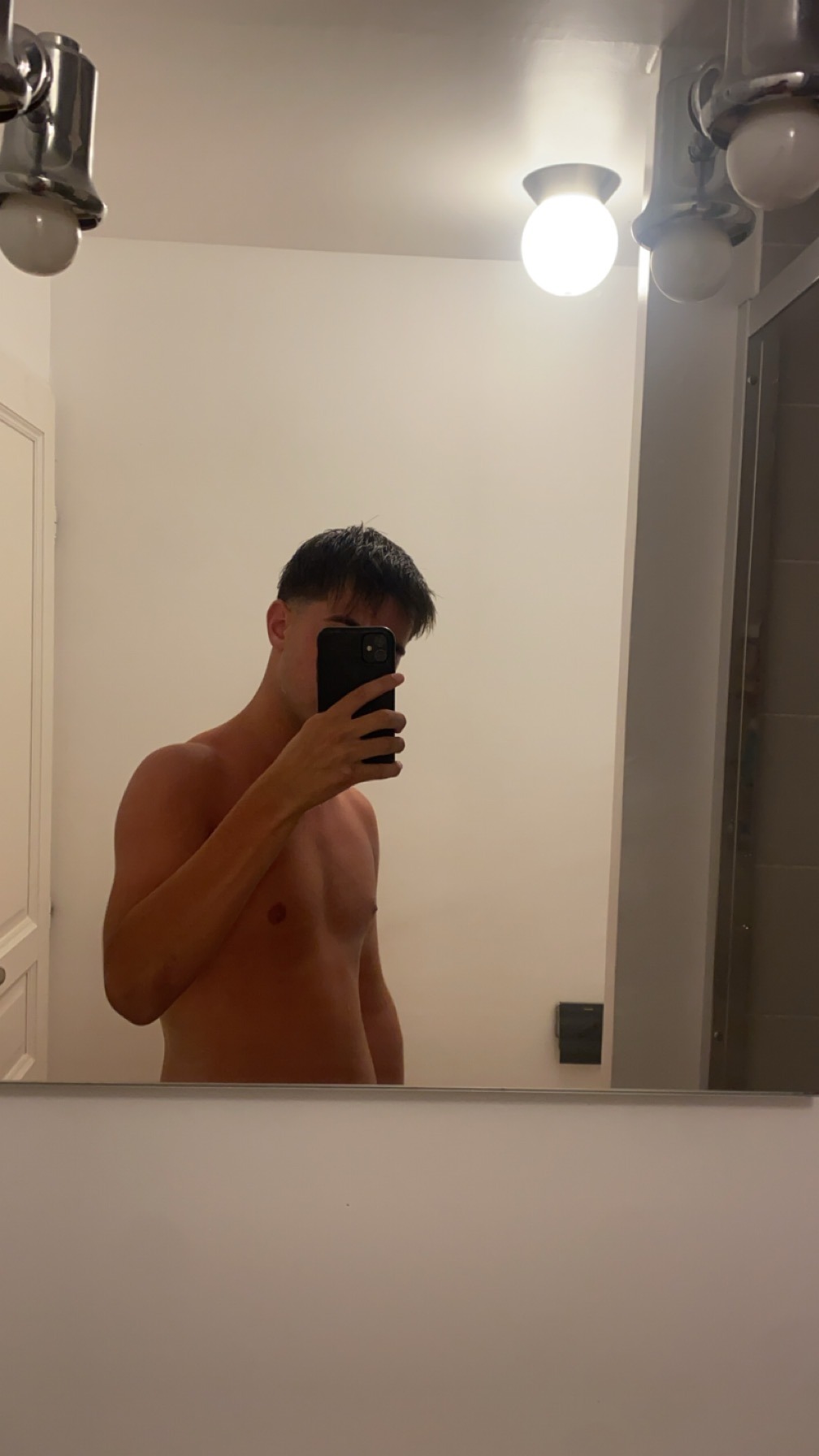 Profil de Réhan, 18 ans, Club gay à Vrin