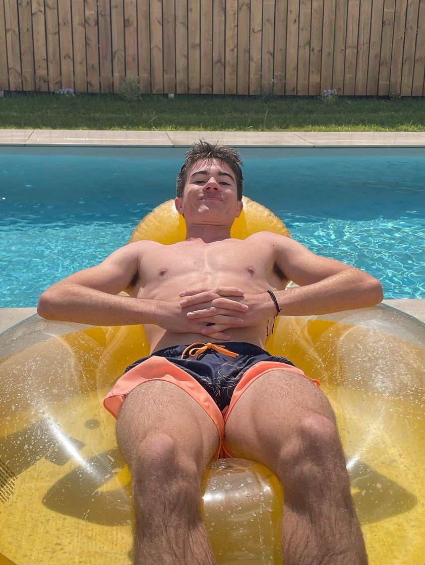 Profil de Mahamat, 20 ans, Club gay à Schuders
