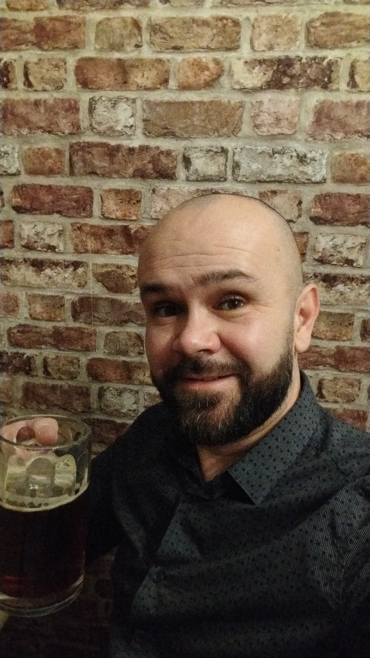 Profil de Sullivane, 40 ans, Club gay à Tschlin