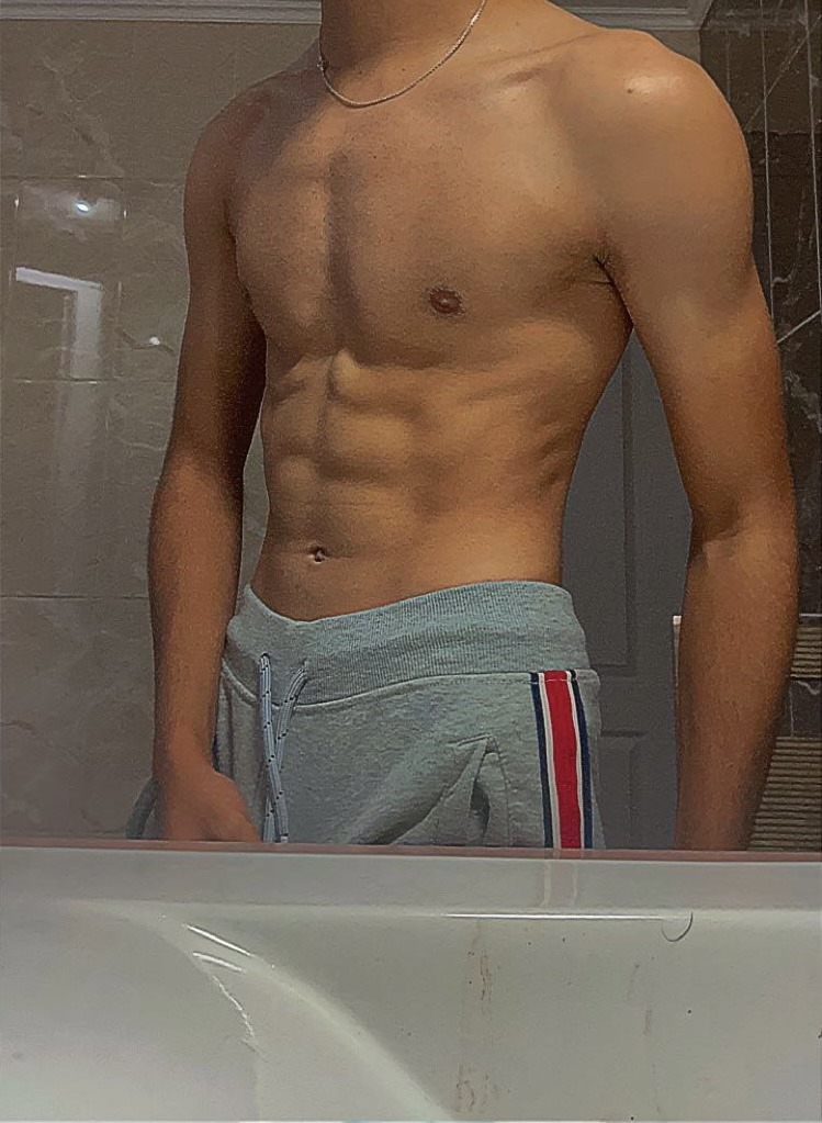 Profil de Darnel, 22 ans, Club gay à Goppenstein