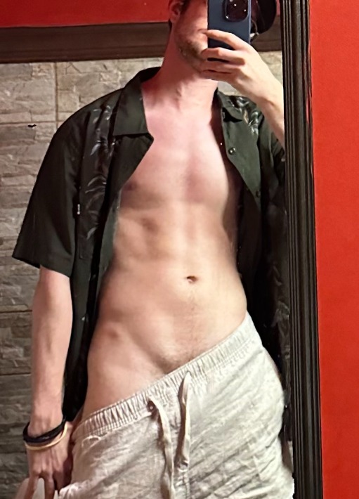 Profil de Yassar, 25 ans, Club gay à Pratval