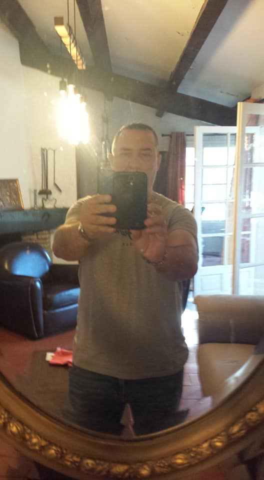 Profil de Chakib, 49 ans, Club gay à Rona