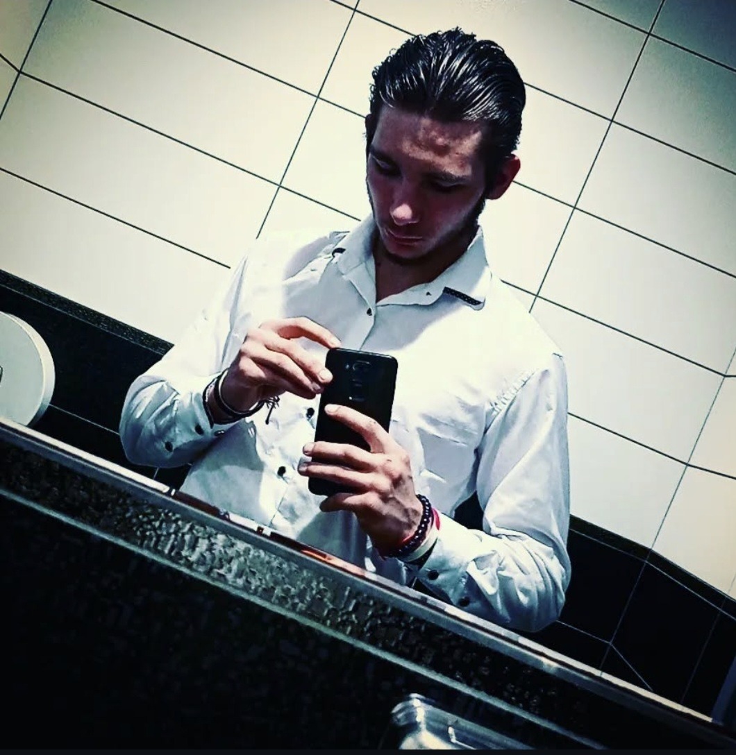 Profil de Mourrad, 23 ans, Club gay à Provence