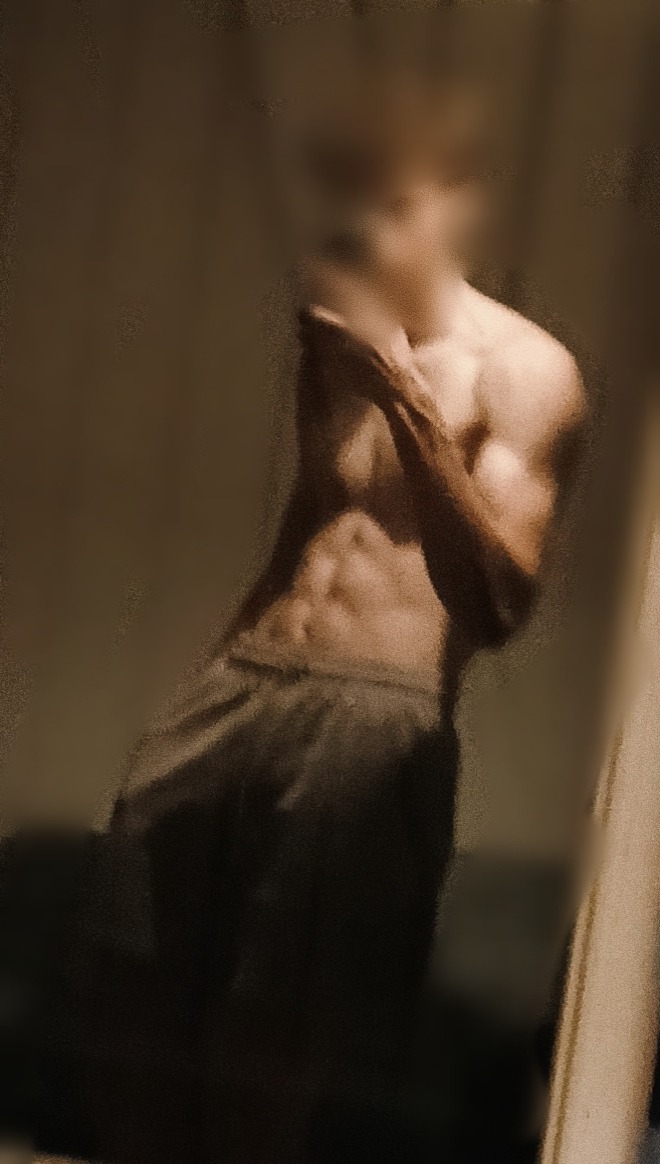 Profil de Madassa, 19 ans, Club gay à Ursins