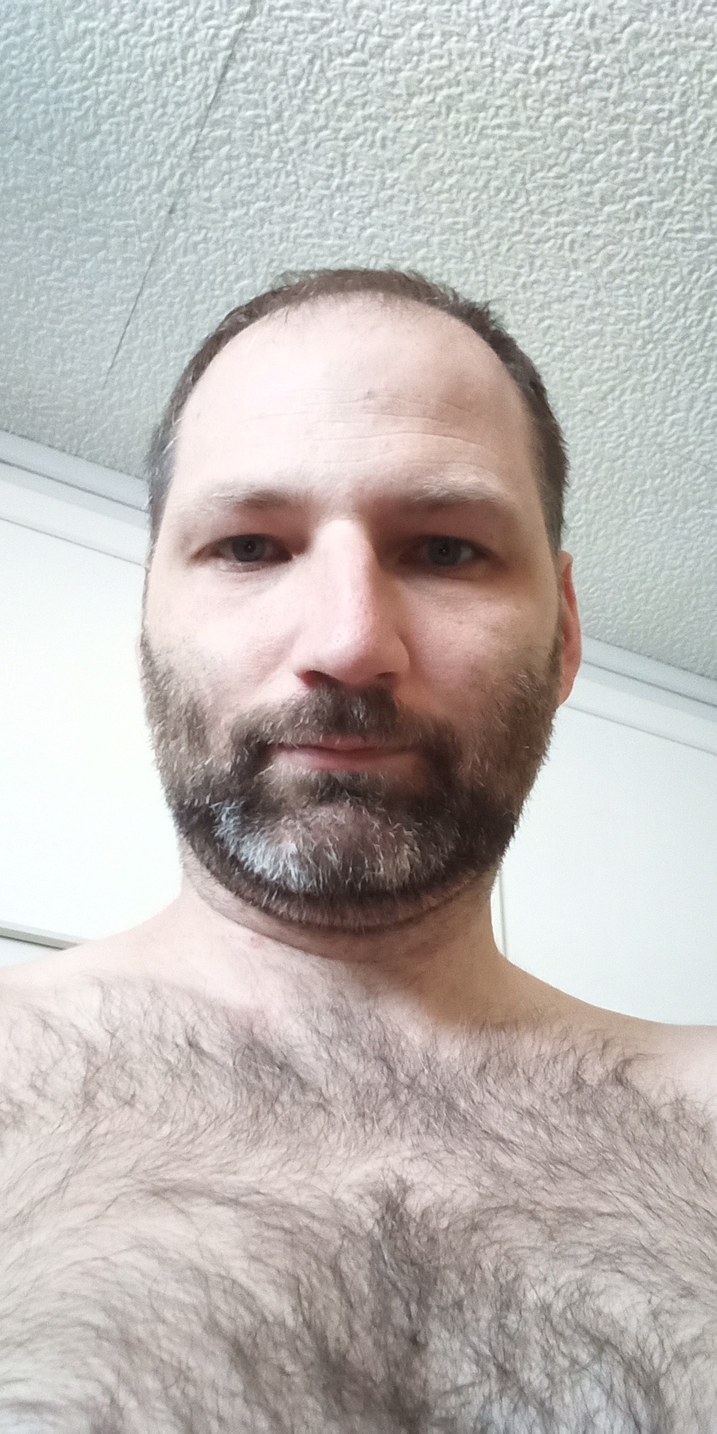 Profil de Amirouche, 38 ans, Club gay à Schuders