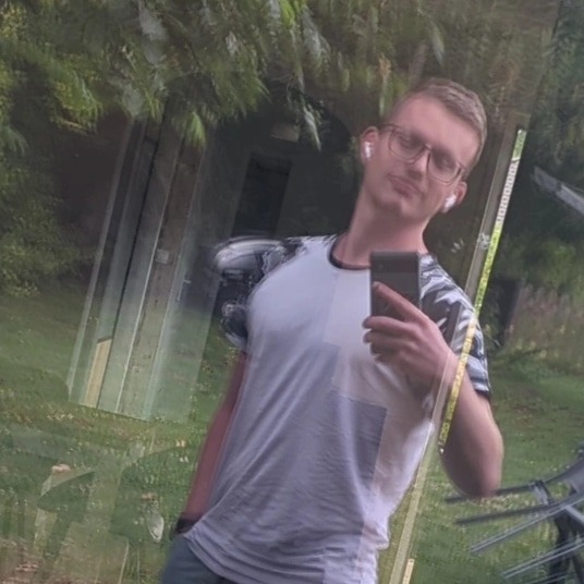 Profil de Kouame, 25 ans, Club gay à Bitsch