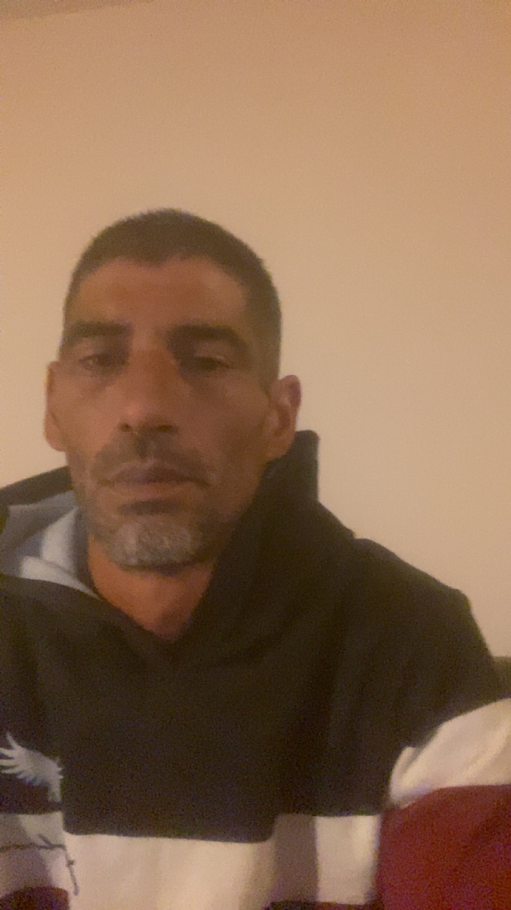 Profil de Djem, 39 ans, Club gay à Champéry