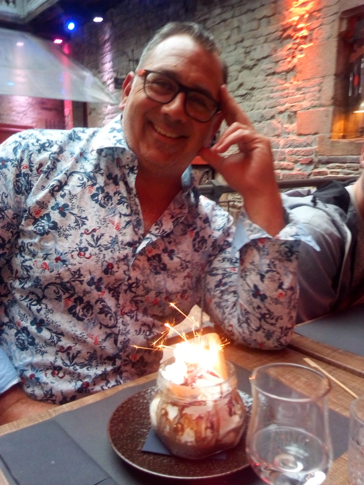 Profil de Loai, 46 ans, Club gay à Riex