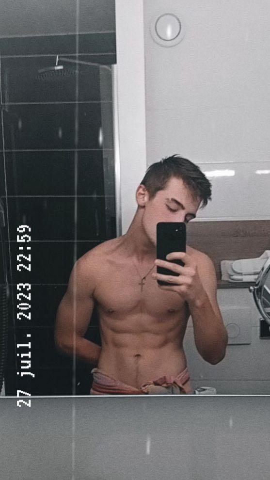 Profil de Hafez, 18 ans, Club gay à Oey