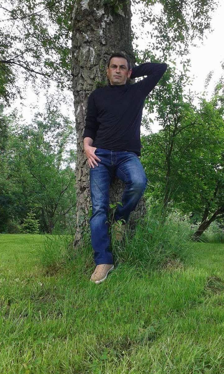 Profil de Ryless, 41 ans, Club gay à Tschierv