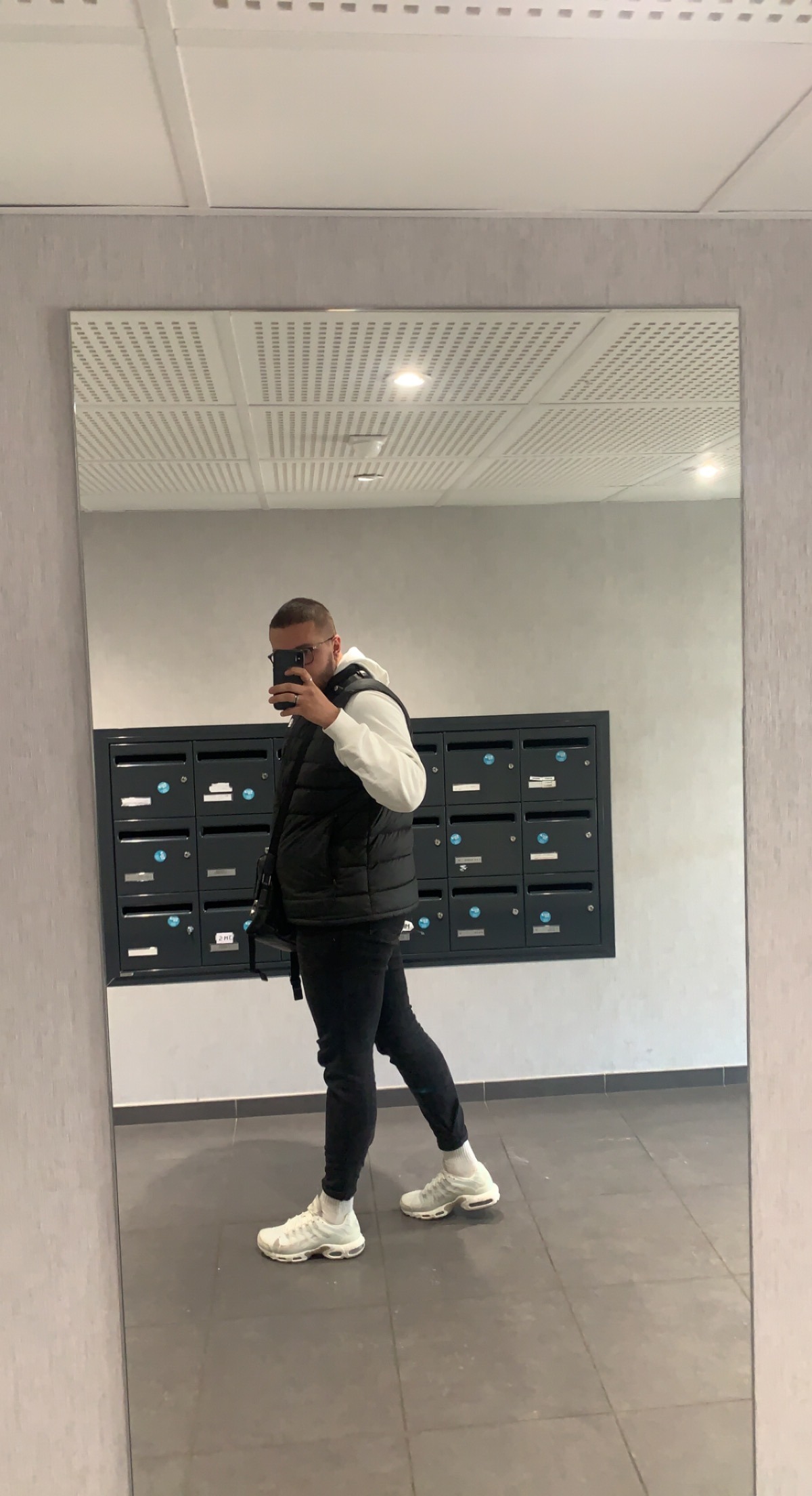 Profil de Cesaire, 23 ans, Club gay à Buchillon