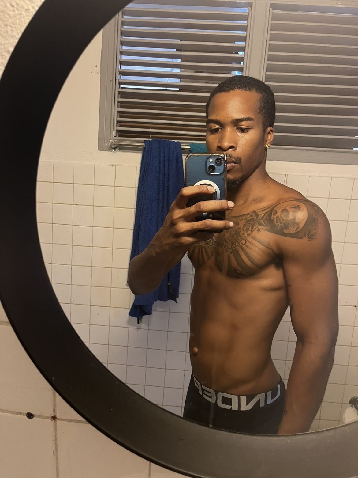 Profil de Orel, 30 ans, Club gay à Remigen