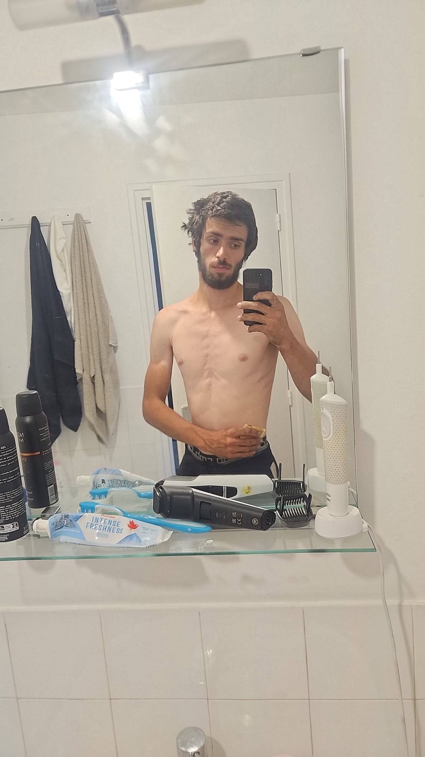 Profil de Safouan, 18 ans, Club gay à Susch