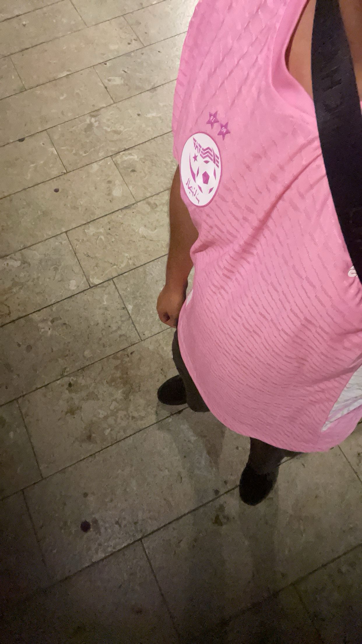 Profil de Rédouane, 23 ans, Club gay à Grächen