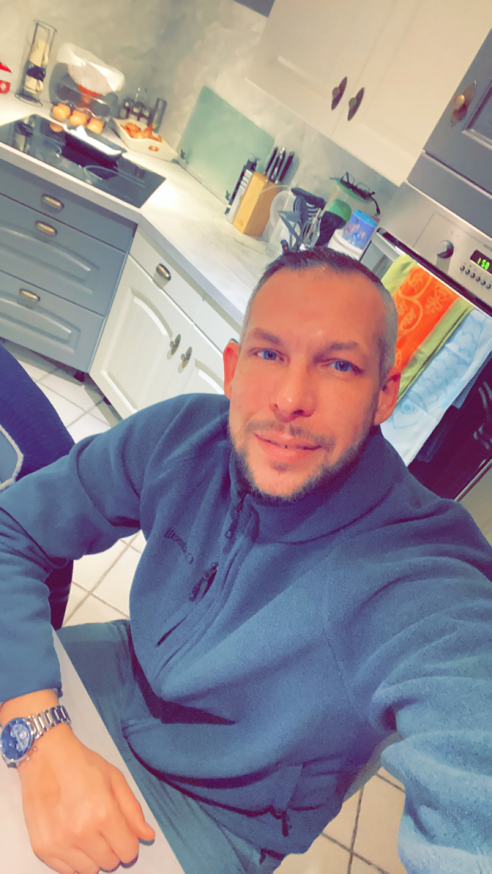 Profil de Styvens, 20 ans, Club gay à Surava
